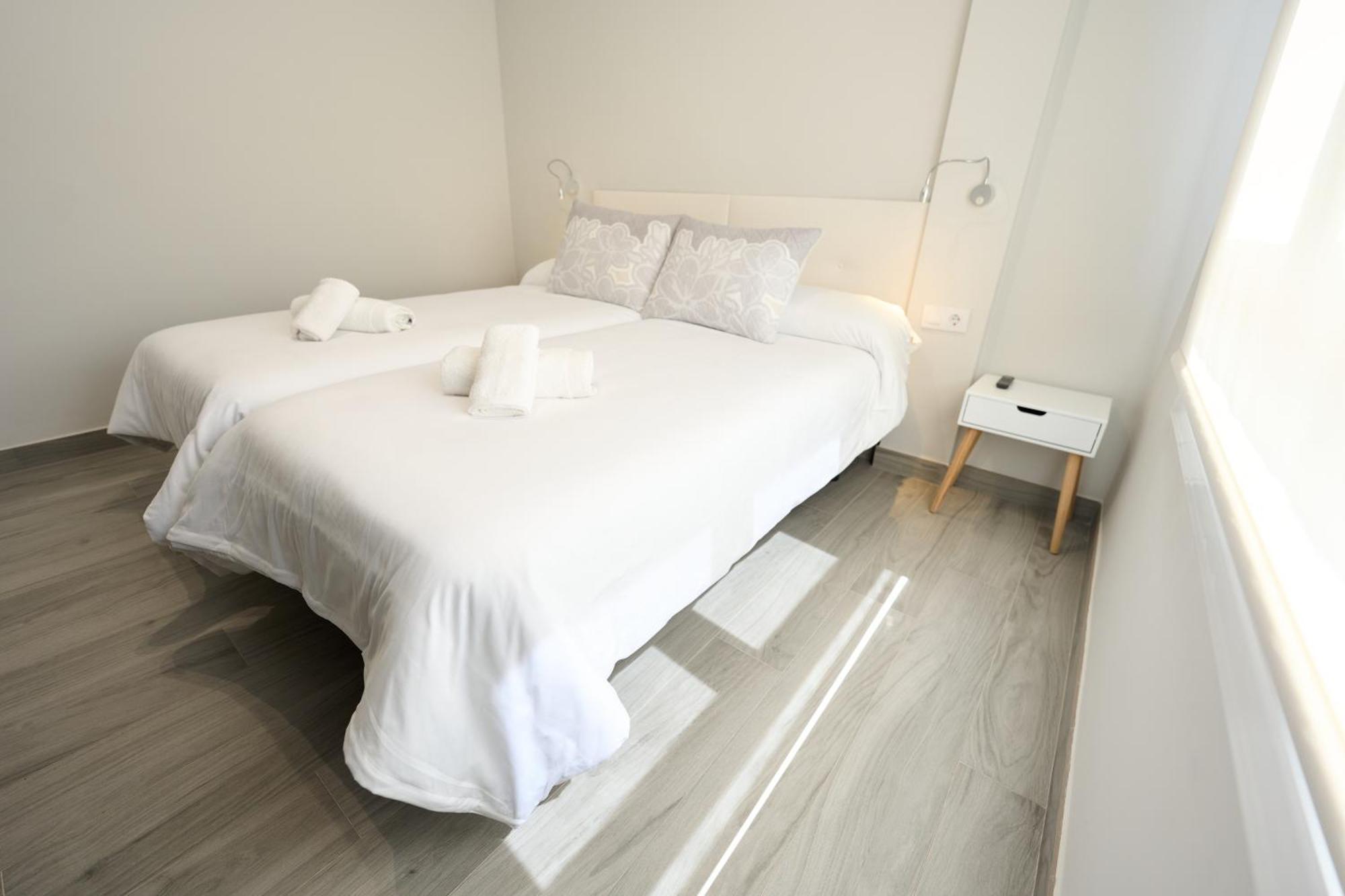 Paseo Maritimo - Apartamento A Estrenar, A Pie De Playa, Con 2 Banos Almería Esterno foto