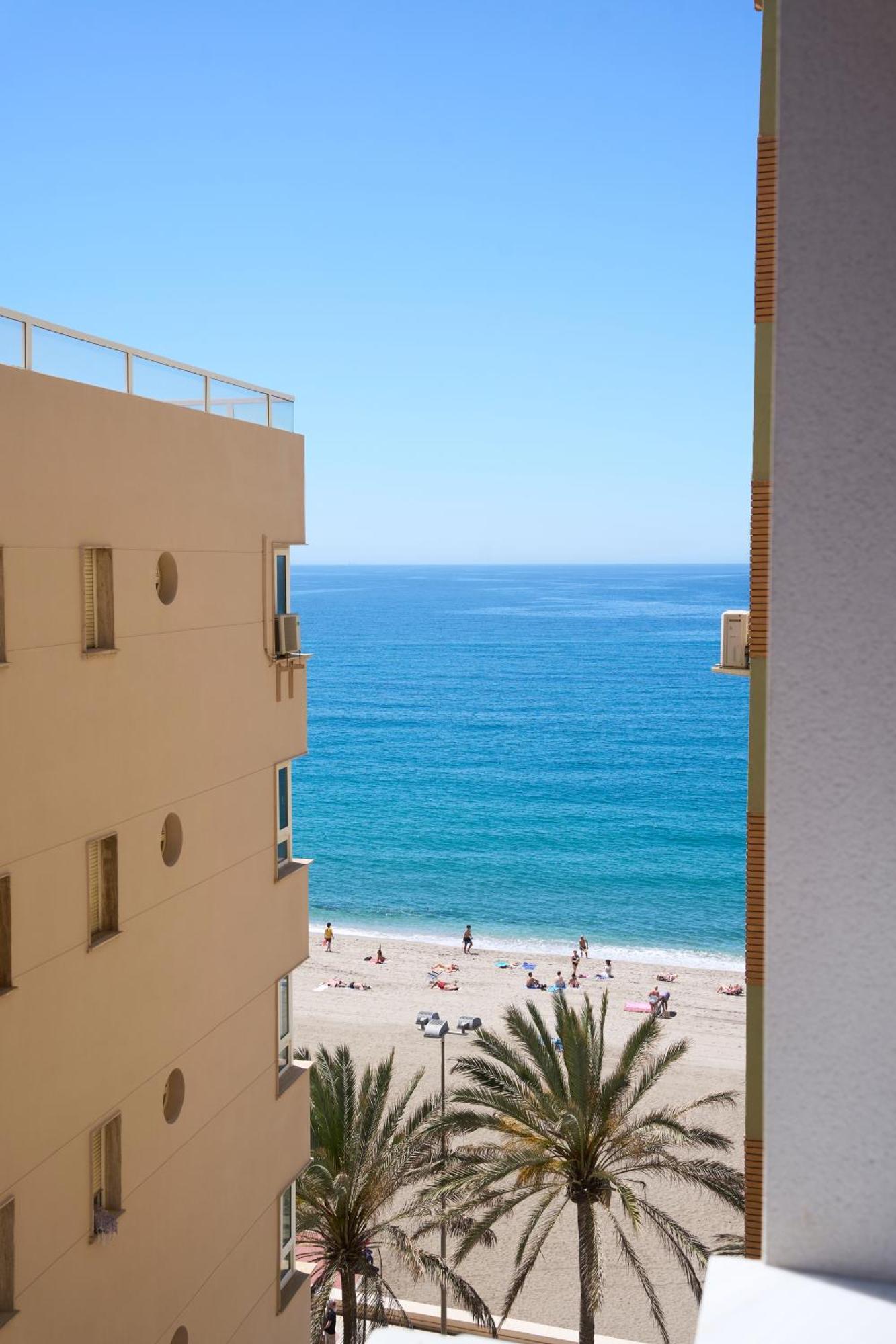 Paseo Maritimo - Apartamento A Estrenar, A Pie De Playa, Con 2 Banos Almería Esterno foto